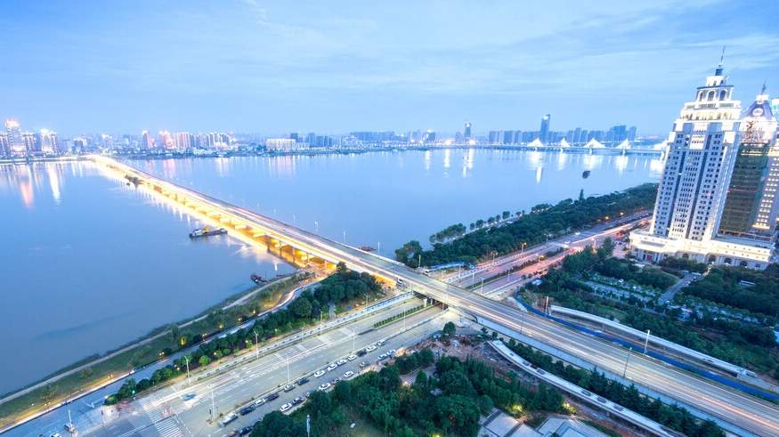 光影绘山河，打造旅游新质生产力