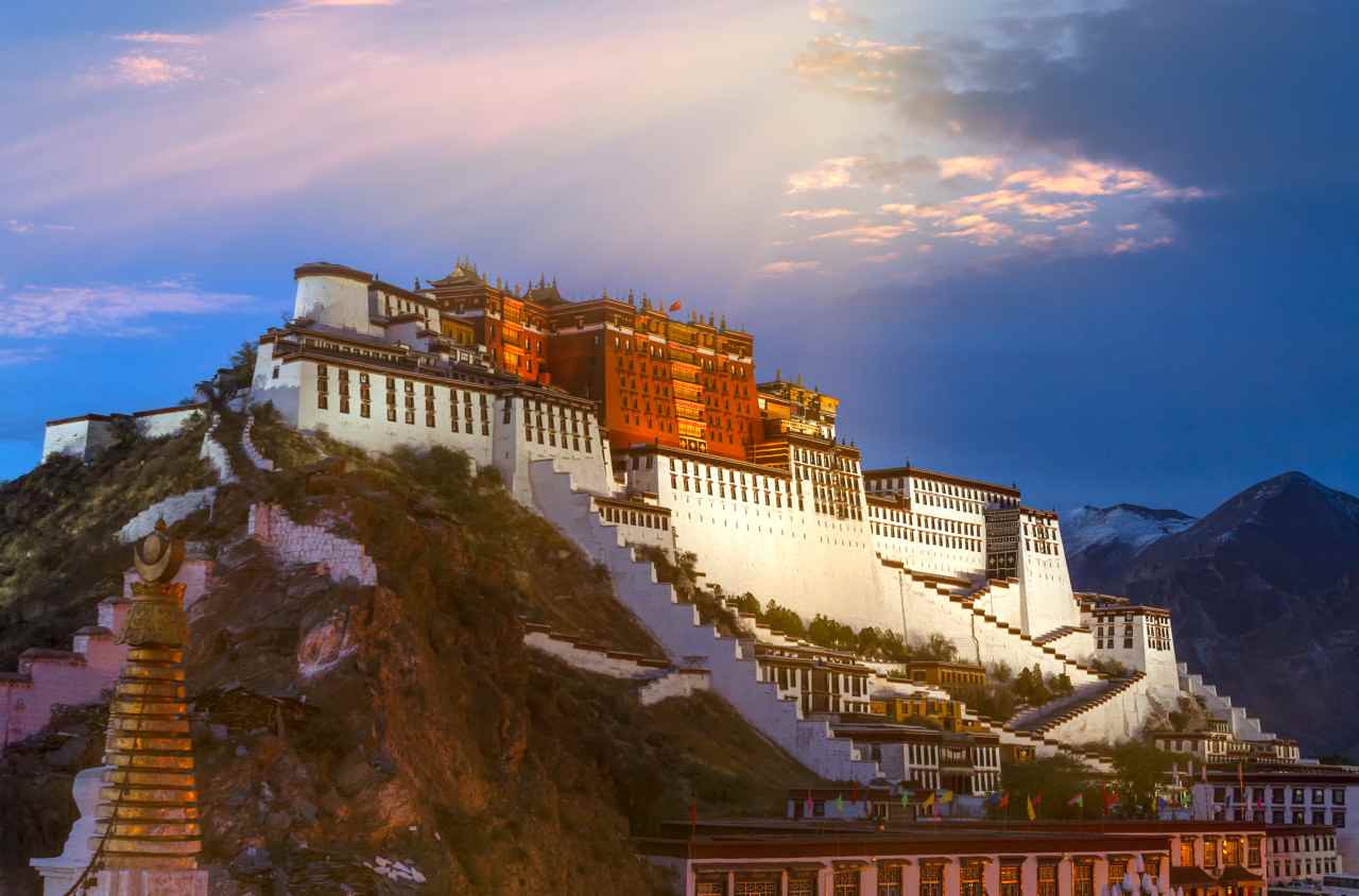 雪域新城 古今交响