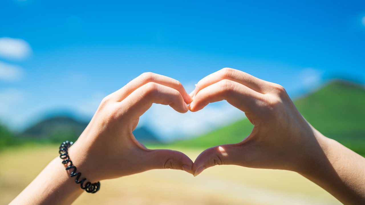 文旅志愿服务为“诗与远方”增添暖色