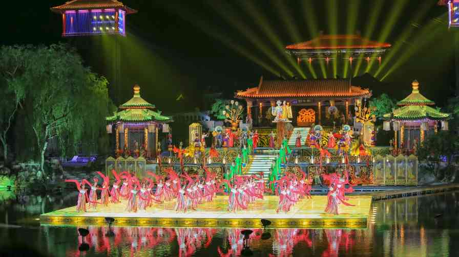 2025年全国大中型旅游演艺票房收入174.42亿元 同比增长6.43%